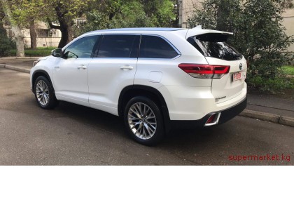 ������ Toyota Highlander  
